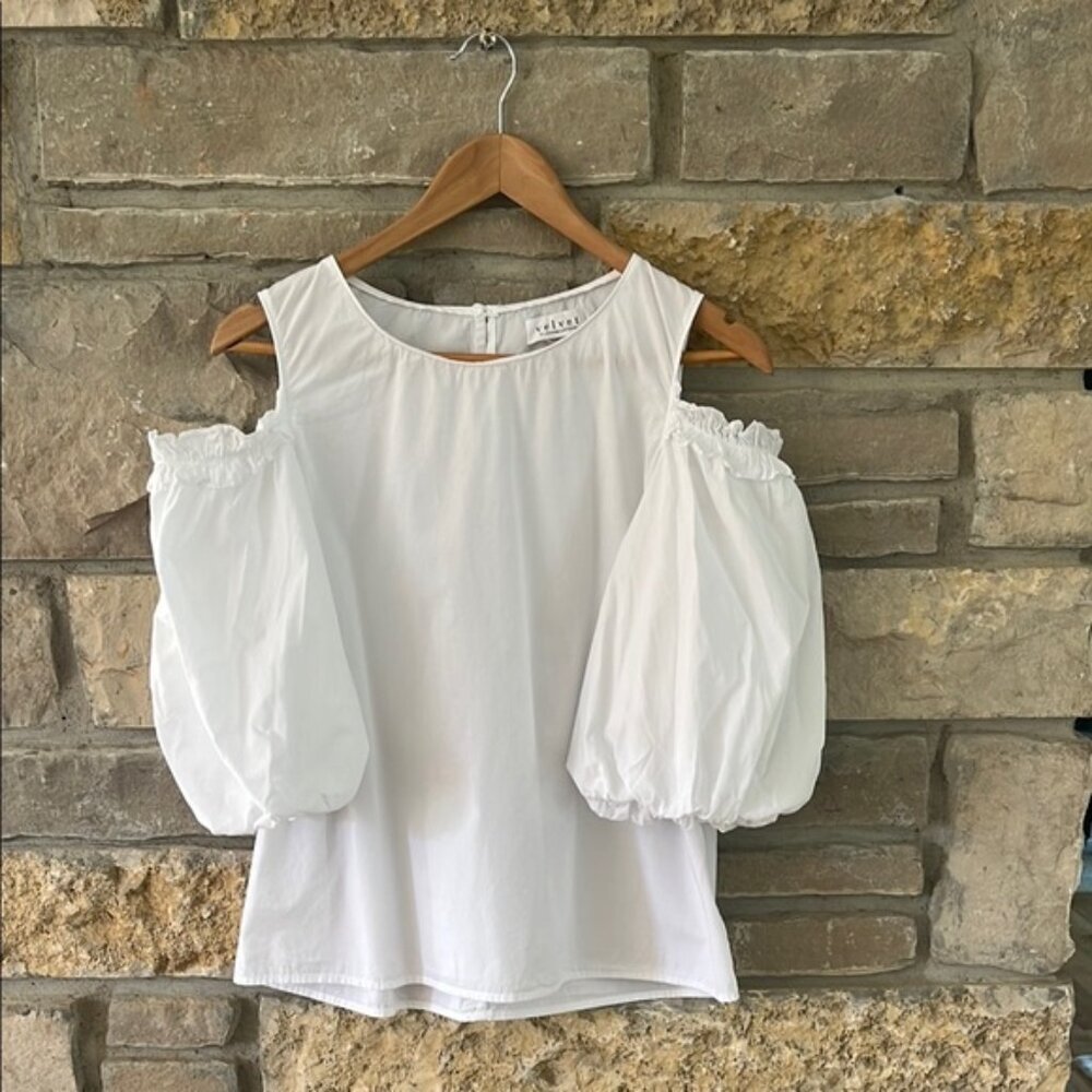 VELVET by Graham & Spencer White Off-the-Shoulder Women's Top Puff Sleeves Med